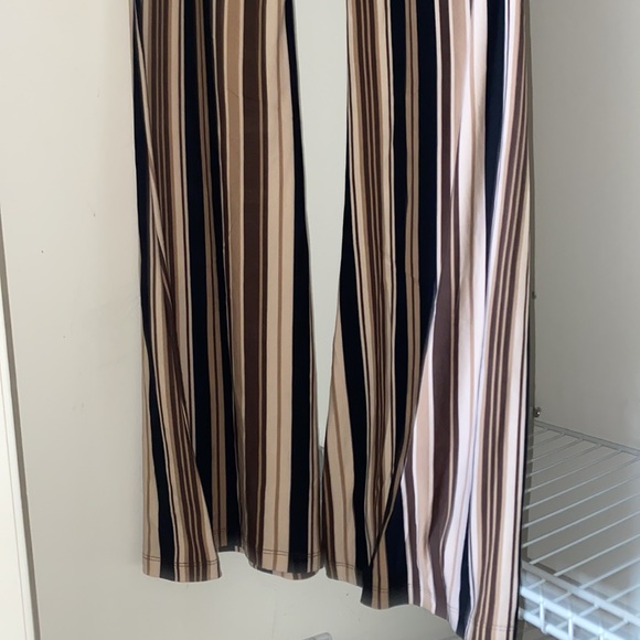 High-Waisted Bootcut/Flare Leggings from Urban Planet - Picture 3 of 3